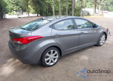 2013 Hyundai Elantra Limited z USA, uszkodzony, nr VIN 5NPDH4AEXDH195996